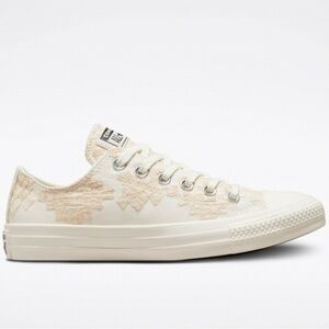 Converse Chuck Taylor All Star lift A02227F NIB size 9